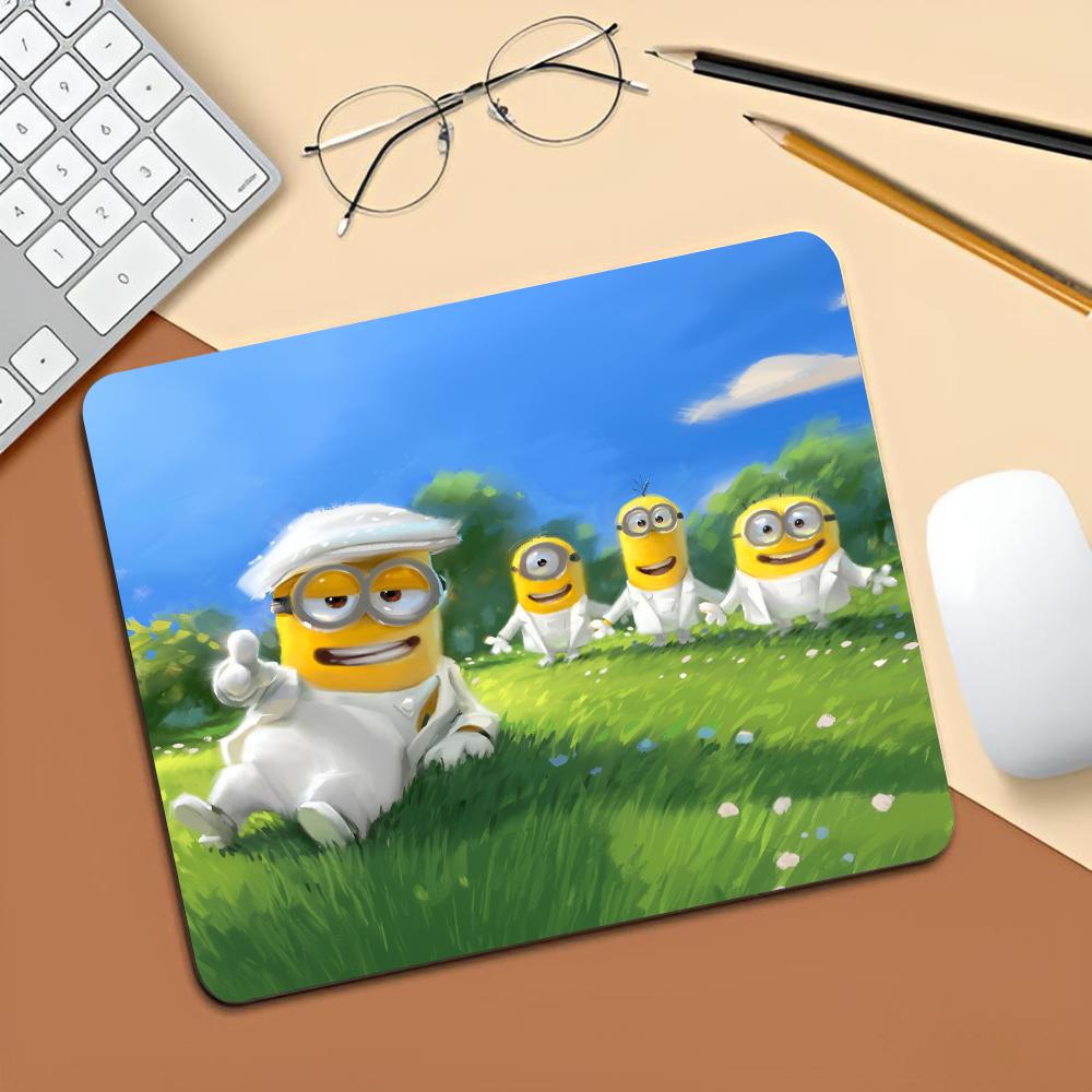 M-Minion マウスパッドゲーミングノートパソコンキーボ - Desk Setup Anime のレビューと価格