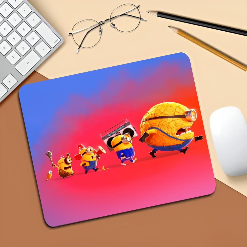 M-Minion マウスパッドゲーミングノートパソコンキーボ - Desk Setup Anime のレビューと価格